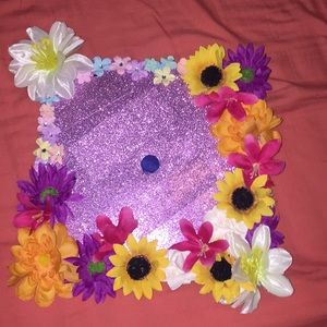 GRADUATION CAP FLOWERS